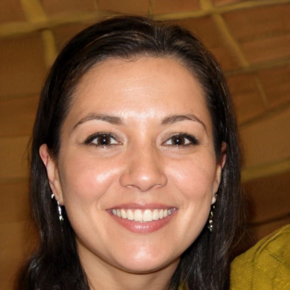 Zeynep Kılıç, Drino Flo bitki bakım uzmanı ve danışman